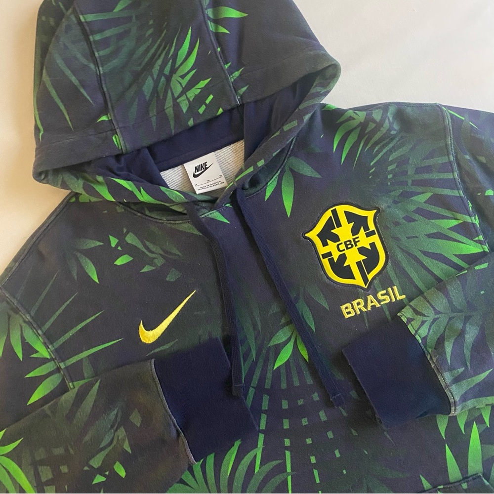 Nike Brazil National Team Hoodie Men M Soccer Tropical Leaves Football